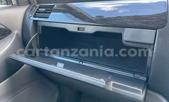 Nunua Imported Toyota Alphard Nyeusi Gari ndani ya Mwanza nchini Mwanza Nunua Imported Toyota Alphard Nyeusi Gari ndani ya Mwanza nchini Mwanza