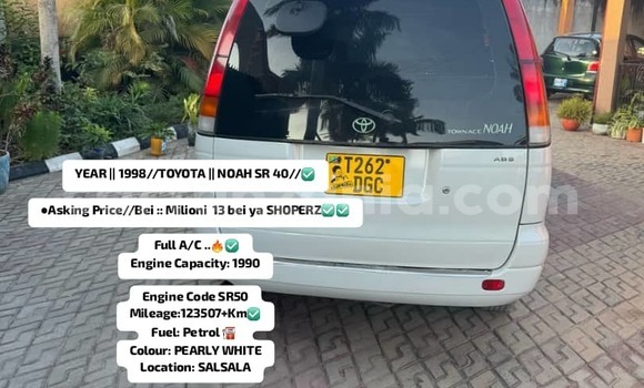 Buy Used Toyota Noah White Car in Dar es Salaam in Dar es Salaam
