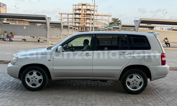 Nunua Ilio tumika Toyota Kluger Fedha Gari ndani ya Dar es Salaam nchini Dar es Salaam Nunua Ilio tumika Toyota Kluger Fedha Gari ndani ya Dar es Salaam nchini Dar es Salaam