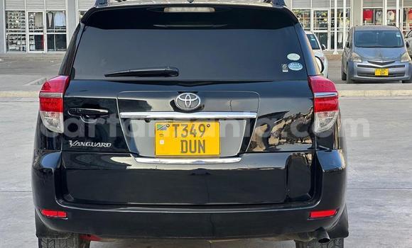 Nunua Ilio tumika Toyota Vanguard Nyeusi Gari ndani ya Dar es Salaam nchini Dar es Salaam