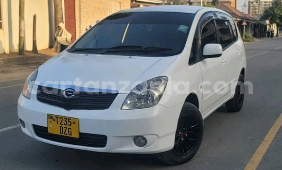 Buy Used Toyota Spacio Silver Car in Dar es Salaam in Dar es Salaam