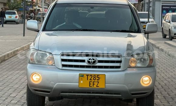 Buy Used Toyota Kruger Silver Car in Dar es Salaam in Dar es Salaam