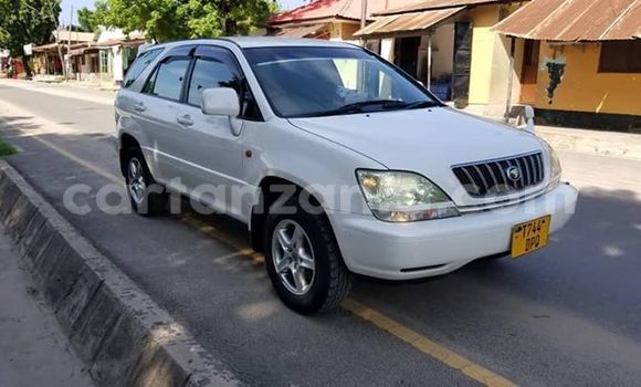 Buy Used Toyota Harrier White Car in Dar es Salaam in Dar es Salaam Buy Used Toyota Harrier White Car in Dar es Salaam in Dar es Salaam