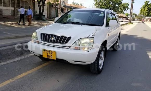 Buy Used Toyota Harrier White Car in Dar es Salaam in Dar es Salaam Buy Used Toyota Harrier White Car in Dar es Salaam in Dar es Salaam
