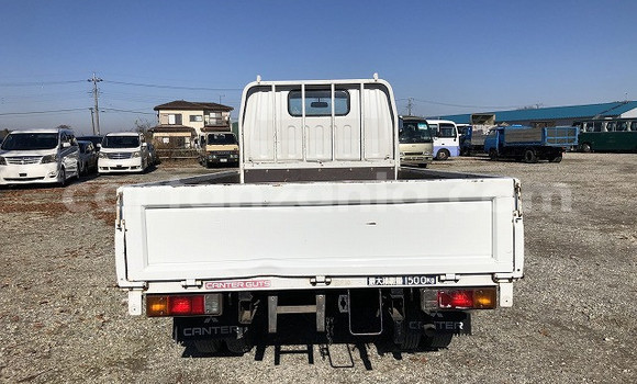 Nunua Imported Mitsubishi Van Nyeupe Lori ndani ya Mwanza nchini Mwanza Nunua Imported Mitsubishi Van Nyeupe Lori ndani ya Mwanza nchini Mwanza