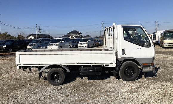 Nunua Imported Mitsubishi Van Nyeupe Lori ndani ya Mwanza nchini Mwanza Nunua Imported Mitsubishi Van Nyeupe Lori ndani ya Mwanza nchini Mwanza