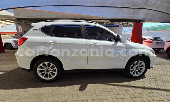 Nunua Ilio tumika Haval H2 Nyekundu Gari ndani ya Dodoma nchini Dodoma Nunua Ilio tumika Haval H2 Nyekundu Gari ndani ya Dodoma nchini Dodoma