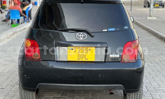 Buy Used Toyota IST Black Car in Dar es Salaam in Dar es Salaam