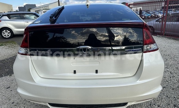 Buy Used Honda Insight White Car in Dodoma in Dodoma Buy Used Honda Insight White Car in Dodoma in Dodoma