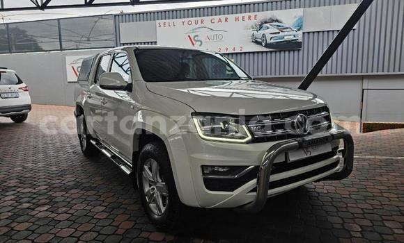 Nunua Ilio tumika Volkswagen Amarok Nyeupe Gari ndani ya Dodoma nchini Dodoma