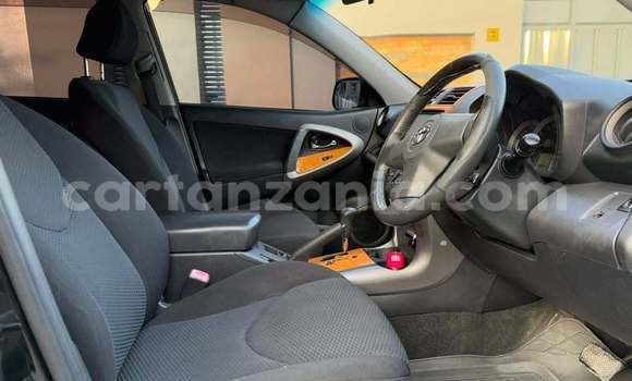 Nunua Ilio tumika Toyota RAV4 Nyeusi Gari ndani ya Buhigwe nchini Kigoma Nunua Ilio tumika Toyota RAV4 Nyeusi Gari ndani ya Buhigwe nchini Kigoma