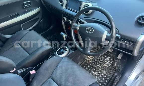 Nunua Ilio tumika Toyota IST Nyingine Gari ndani ya Dar es Salaam nchini Dar es Salaam Nunua Ilio tumika Toyota IST Nyingine Gari ndani ya Dar es Salaam nchini Dar es Salaam