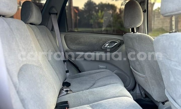 Nunua Ilio tumika Mazda Tribute Nyingine Gari ndani ya Dar es Salaam nchini Dar es Salaam Nunua Ilio tumika Mazda Tribute Nyingine Gari ndani ya Dar es Salaam nchini Dar es Salaam