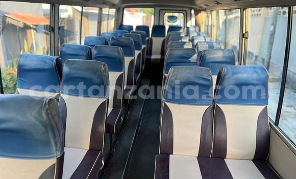 Nunua Ilio tumika Mitsubishi Lancer Ralliart Nyeupe Gari ndani ya Dar es Salaam nchini Dar es Salaam Nunua Ilio tumika Mitsubishi Lancer Ralliart Nyeupe Gari ndani ya Dar es Salaam nchini Dar es Salaam