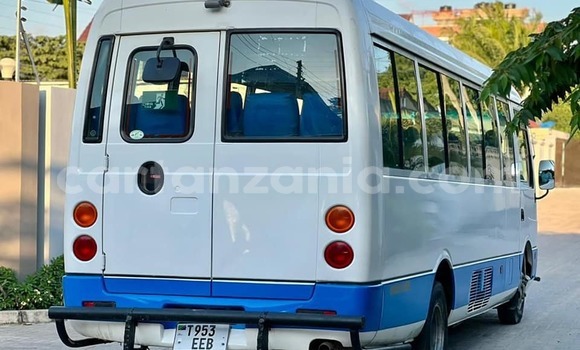 Nunua Ilio tumika Mitsubishi Lancer Ralliart Nyeupe Gari ndani ya Dar es Salaam nchini Dar es Salaam Nunua Ilio tumika Mitsubishi Lancer Ralliart Nyeupe Gari ndani ya Dar es Salaam nchini Dar es Salaam