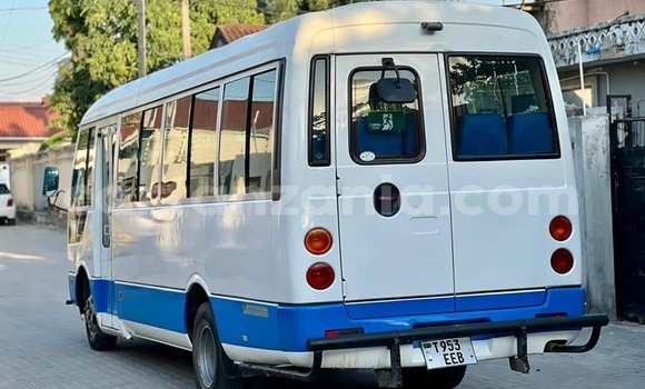 Nunua Ilio tumika Mitsubishi Lancer Ralliart Nyeupe Gari ndani ya Dar es Salaam nchini Dar es Salaam Nunua Ilio tumika Mitsubishi Lancer Ralliart Nyeupe Gari ndani ya Dar es Salaam nchini Dar es Salaam