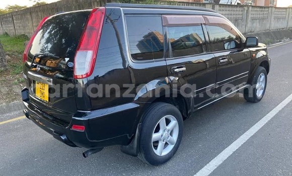 Nunua Ilio tumika Nissan X–Trail Nyeusi Gari ndani ya Dar es Salaam nchini Dar es Salaam Nunua Ilio tumika Nissan X–Trail Nyeusi Gari ndani ya Dar es Salaam nchini Dar es Salaam