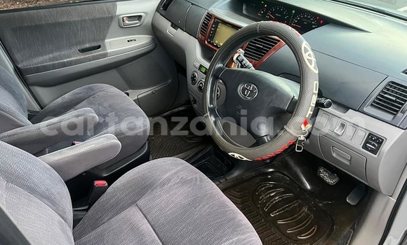 Nunua Ilio tumika Toyota Noah Nyingine Gari ndani ya Dar es Salaam nchini Dar es Salaam Nunua Ilio tumika Toyota Noah Nyingine Gari ndani ya Dar es Salaam nchini Dar es Salaam