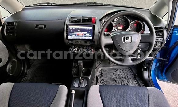 Nunua Ilio tumika Honda FIT Bluu Gari ndani ya Dar es Salaam nchini Dar es Salaam Nunua Ilio tumika Honda FIT Bluu Gari ndani ya Dar es Salaam nchini Dar es Salaam