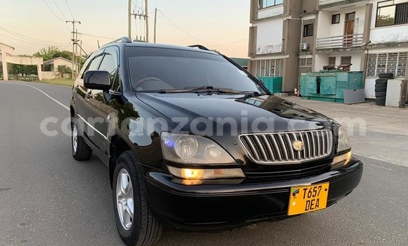 Nunua Ilio tumika Toyota Harrier Nyeusi Gari ndani ya Dar es Salaam nchini Dar es Salaam Nunua Ilio tumika Toyota Harrier Nyeusi Gari ndani ya Dar es Salaam nchini Dar es Salaam