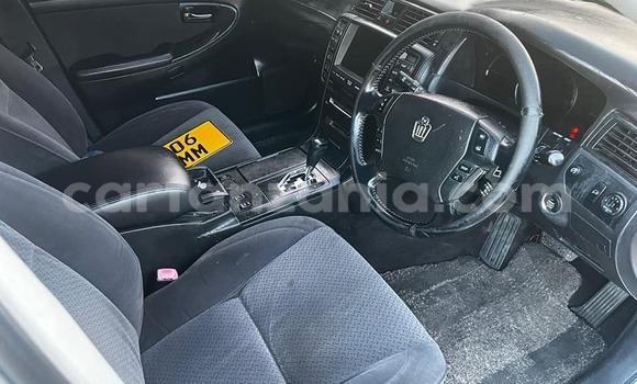 Nunua Ilio tumika Toyota Crown Nyingine Gari ndani ya Dar es Salaam nchini Dar es Salaam Nunua Ilio tumika Toyota Crown Nyingine Gari ndani ya Dar es Salaam nchini Dar es Salaam