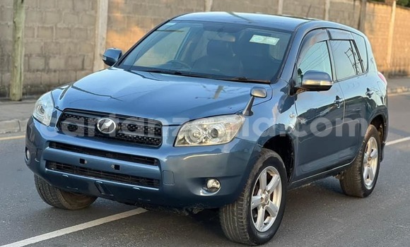Nunua Ilio tumika Toyota RAV4 Bluu Gari ndani ya Dar es Salaam nchini Dar es Salaam Nunua Ilio tumika Toyota RAV4 Bluu Gari ndani ya Dar es Salaam nchini Dar es Salaam