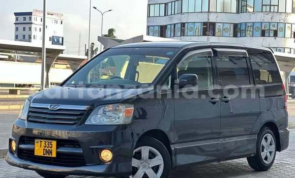 Buy Used Toyota Noah Other Car in Dar es Salaam in Dar es Salaam