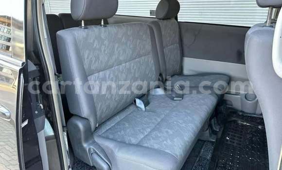Buy Used Toyota Noah Other Car in Dar es Salaam in Dar es Salaam Buy Used Toyota Noah Other Car in Dar es Salaam in Dar es Salaam