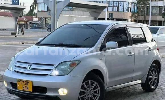 Buy Used Toyota IST Other Car in Dar es Salaam in Dar es Salaam Buy Used Toyota IST Other Car in Dar es Salaam in Dar es Salaam