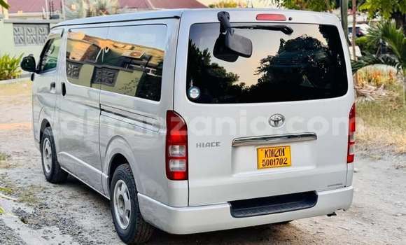 Buy Used Toyota Hiace Other Car in Dar es Salaam in Dar es Salaam Buy Used Toyota Hiace Other Car in Dar es Salaam in Dar es Salaam