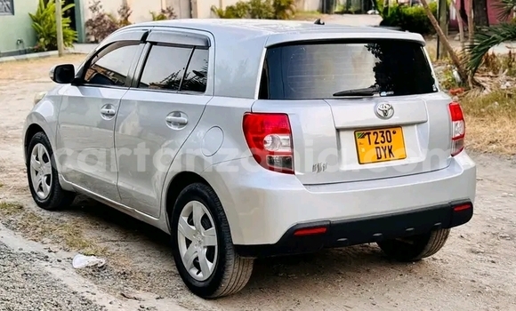 Buy Used Ford Explorer White Car in Biharamulo in Kagera Buy Used Ford Explorer White Car in Biharamulo in Kagera