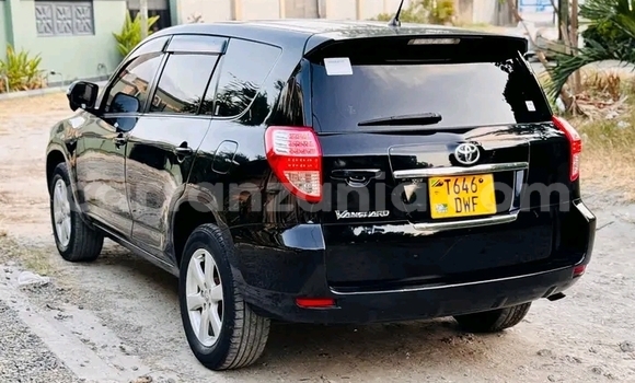 Nunua Ilio tumika Toyota Vanguard Nyeusi Gari ndani ya Dar es Salaam nchini Dar es Salaam Nunua Ilio tumika Toyota Vanguard Nyeusi Gari ndani ya Dar es Salaam nchini Dar es Salaam