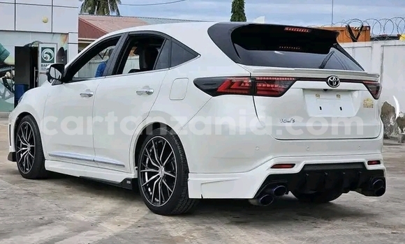Nunua Ilio tumika Toyota Harrier Nyeupe Gari ndani ya Biharamulo nchini Kagera Nunua Ilio tumika Toyota Harrier Nyeupe Gari ndani ya Biharamulo nchini Kagera