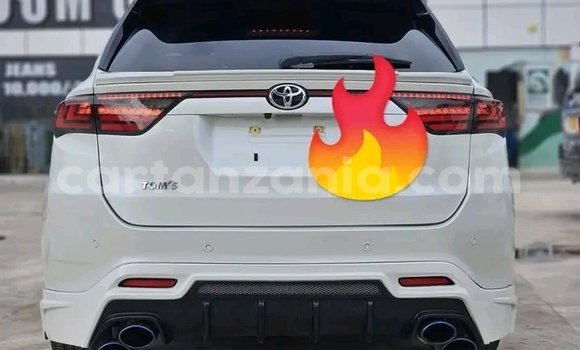Nunua Ilio tumika Toyota Harrier Nyeupe Gari ndani ya Biharamulo nchini Kagera Nunua Ilio tumika Toyota Harrier Nyeupe Gari ndani ya Biharamulo nchini Kagera