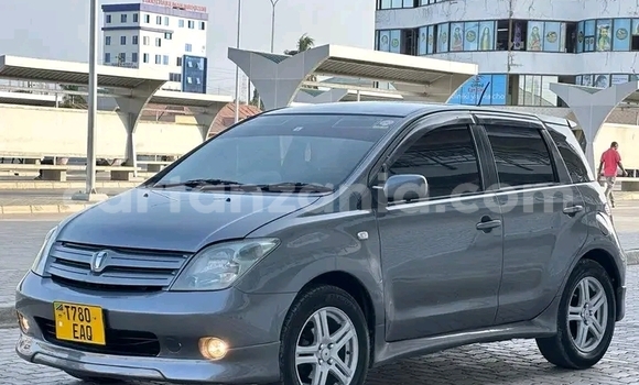 Buy Used Toyota IST Black Car in Biharamulo in Kagera Buy Used Toyota IST Black Car in Biharamulo in Kagera