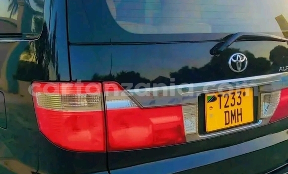 Nunua Ilio tumika Toyota Alphard Nyeusi Gari ndani ya Chemba nchini Dodoma