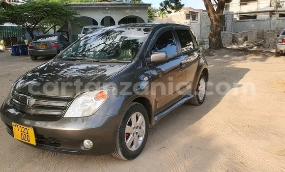 Buy Used Toyota IST Other Car in Dar es Salaam in Dar es Salaam Buy Used Toyota IST Other Car in Dar es Salaam in Dar es Salaam