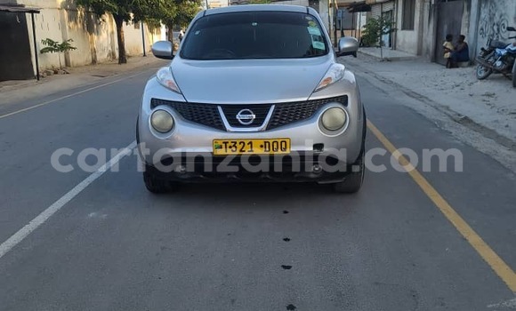 Buy Used Nissan Juke Silver Car in Dar es Salaam in Dar es Salaam Buy Used Nissan Juke Silver Car in Dar es Salaam in Dar es Salaam