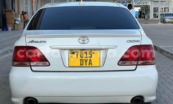 Nunua Ilio tumika Toyota Crown Nyeupe Gari ndani ya Dar es Salaam nchini Dar es Salaam Nunua Ilio tumika Toyota Crown Nyeupe Gari ndani ya Dar es Salaam nchini Dar es Salaam