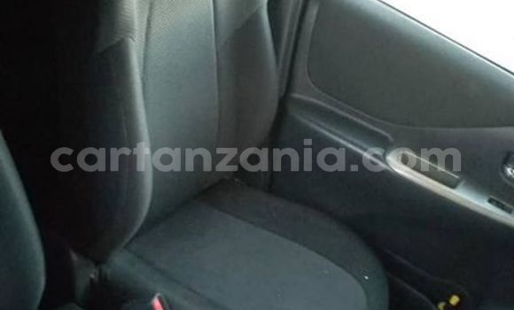Nunua Ilio tumika Toyota Ractis Nyeusi Gari ndani ya Dar es Salaam nchini Dar es Salaam Nunua Ilio tumika Toyota Ractis Nyeusi Gari ndani ya Dar es Salaam nchini Dar es Salaam