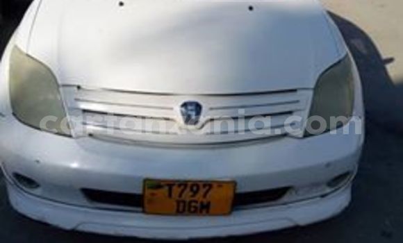 Nunua Ilio tumika Toyota IST Nyeupe Gari ndani ya Dar es Salaam nchini Dar es Salaam Nunua Ilio tumika Toyota IST Nyeupe Gari ndani ya Dar es Salaam nchini Dar es Salaam
