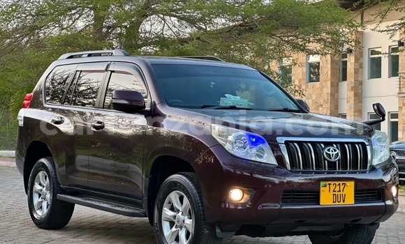 Nunua Ilio tumika Toyota Prado Nyingine Gari ndani ya Dar es Salaam nchini Dar es Salaam
