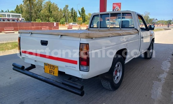 Buy Used Nissan Datsun White Car in Dar es Salaam in Dar es Salaam Buy Used Nissan Datsun White Car in Dar es Salaam in Dar es Salaam