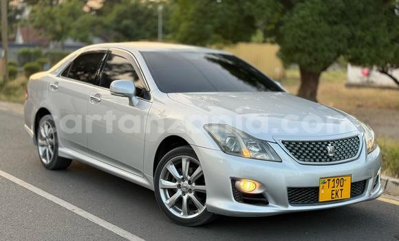 Buy Used Toyota Crown Silver Car in Dar es Salaam in Dar es Salaam