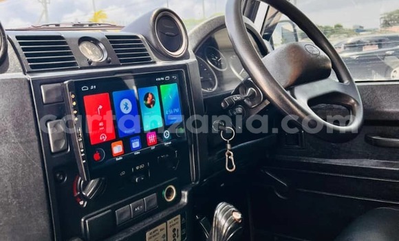 Buy Used Land Rover Defender White Car in Dar es Salaam in Dar es Salaam Buy Used Land Rover Defender White Car in Dar es Salaam in Dar es Salaam