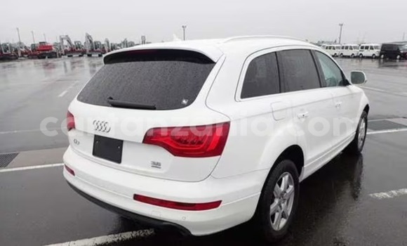 Nunua Imported Audi Q7 Nyeupe Gari ndani ya Dar es Salaam nchini Dar es Salaam Nunua Imported Audi Q7 Nyeupe Gari ndani ya Dar es Salaam nchini Dar es Salaam
