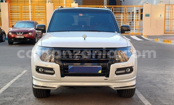 Buy Used Mitsubishi Pajero White Car in Dodoma in Dodoma Buy Used Mitsubishi Pajero White Car in Dodoma in Dodoma