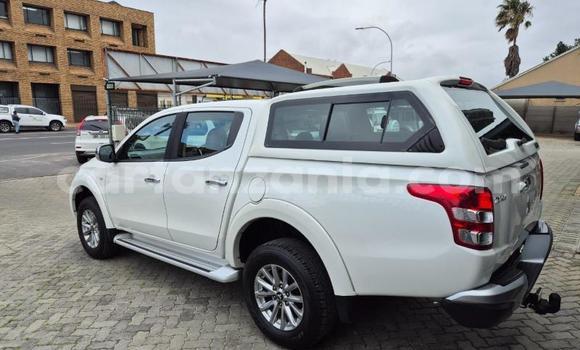 Buy Used Mitsubishi Triton White Car in Dar es Salaam in Dar es Salaam Buy Used Mitsubishi Triton White Car in Dar es Salaam in Dar es Salaam