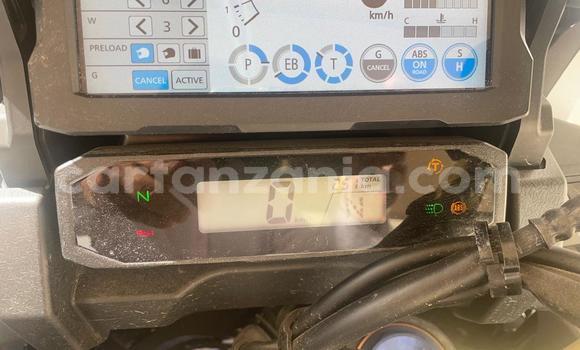 Nunua Ilio tumika Honda CRF Bluu Bike ndani ya Arusha nchini Arusha Nunua Ilio tumika Honda CRF Bluu Bike ndani ya Arusha nchini Arusha