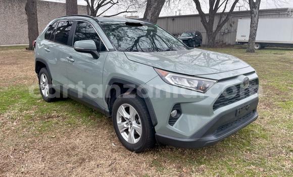 Buy Used Toyota RAV4 Green Car in Dar es Salaam in Dar es Salaam